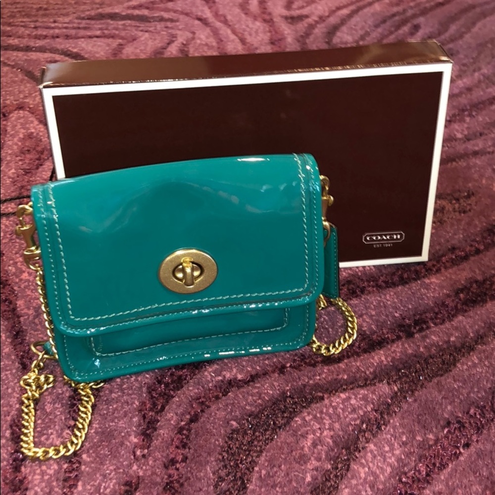 Coach Bottle Green with Gold Chain Crossbody